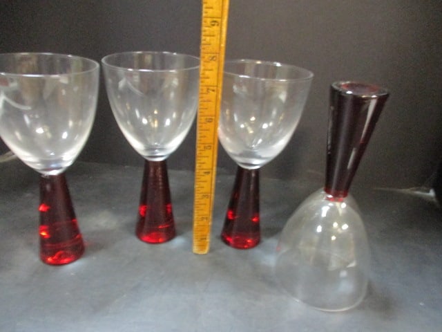 Arland Prescott Ruby Red Stem Wine Glasses (Lot of 4) - 4