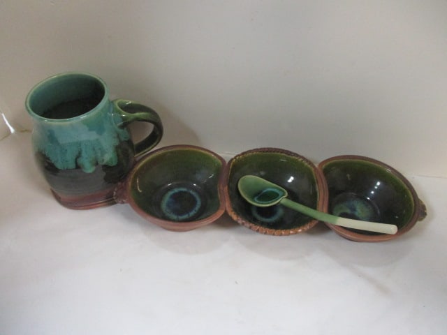 Hollowed Earth Pottery 5" Mug & Divided Serving Dish w/spoon (1 of 8)