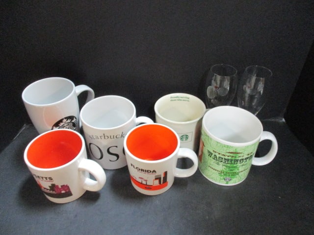 Starbucks & Hardees Collectible Mugs: .