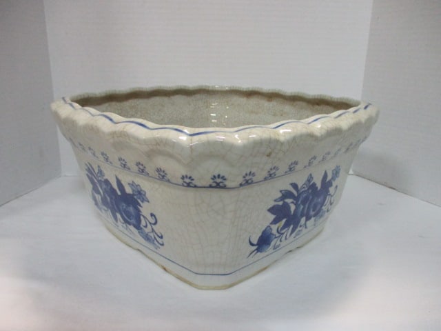 Chonoirsirie Style Planter (1 of 8)