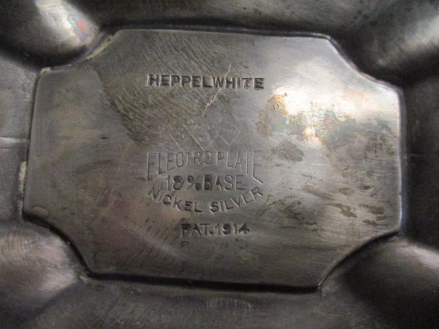 Pair of Vintage Hepplewhite Nickel Silver Electroplate Candle Holders - 7