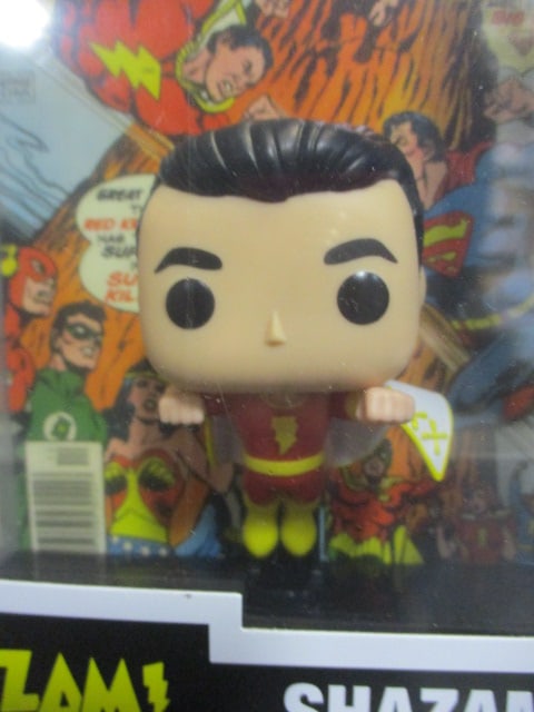 New Old Stock Funko Pop Comic Covers "Shazam!" Vinyl Figure - 2