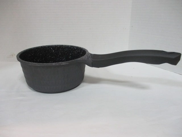 Bino Cast Aluminum 1.4 quart Saucepan: . 