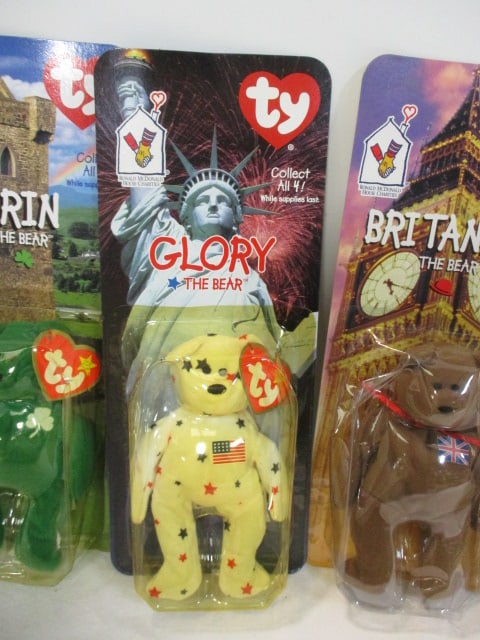 Lot of New Old Stock Miniature Ty Beanie Babies with Collector's Guide - 15