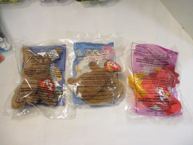 Lot of New Old Stock Miniature Ty Beanie Babies with Collector's Guide - 9