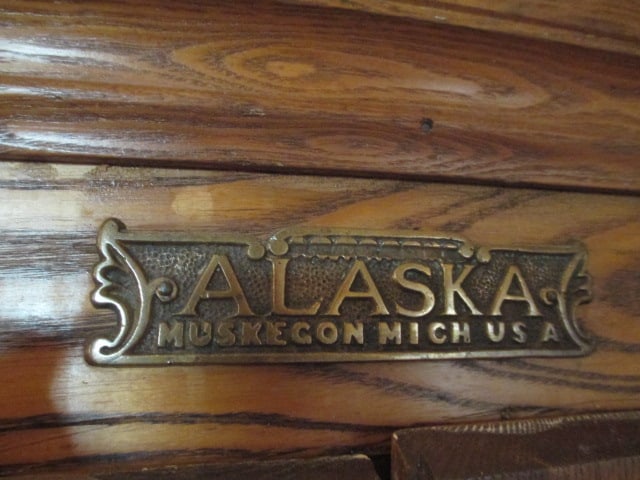 Large Alaska Muskegon Mich, USA Antique Oak Ice Box - 5