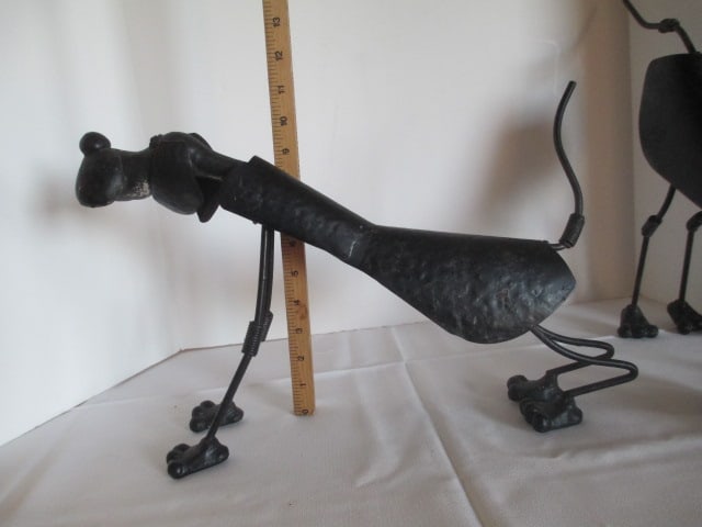 Two Bobble Head Metal Art Blood Hounds - 5