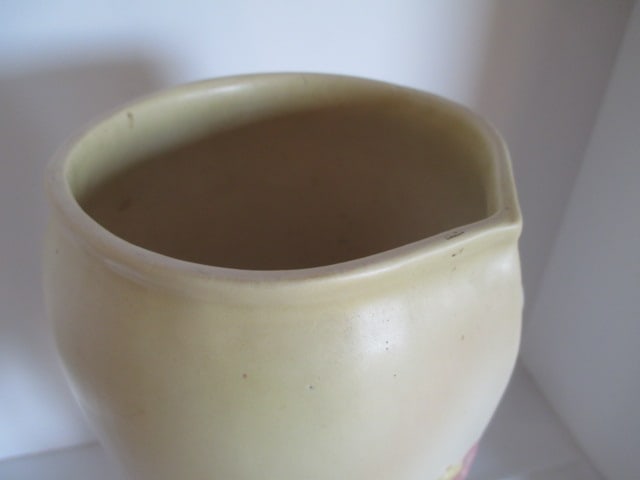 Vintage Hull Art Magnolia Double Handle Yellow Vase - 9