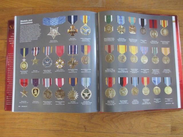 2005 "Semper Fi The Definitive Illustrated History of the U.S. Marines" Coffee Table Book - 18