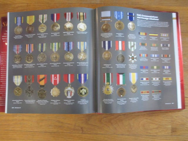 2005 "Semper Fi The Definitive Illustrated History of the U.S. Marines" Coffee Table Book - 19