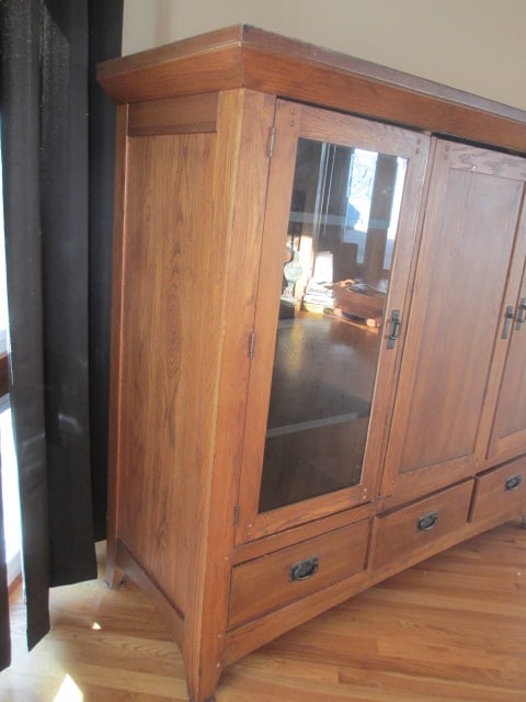 Broyhill Misson Style Entertainment Cabinet - 3