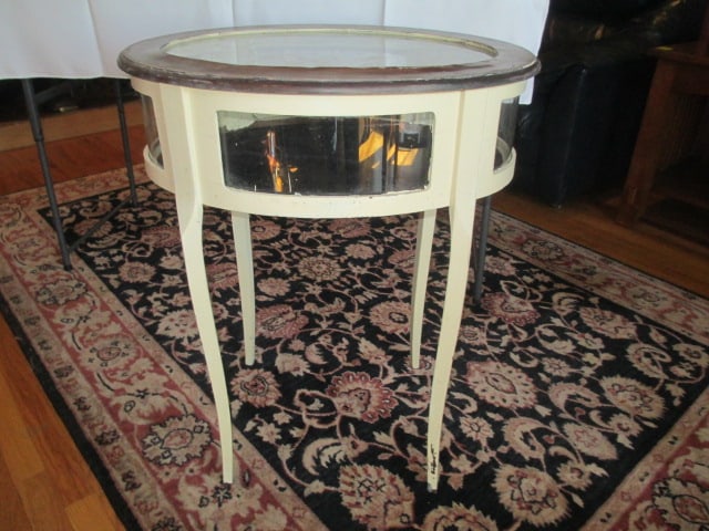 2 Tone Oval Glass Top Display Table (1 of 7)