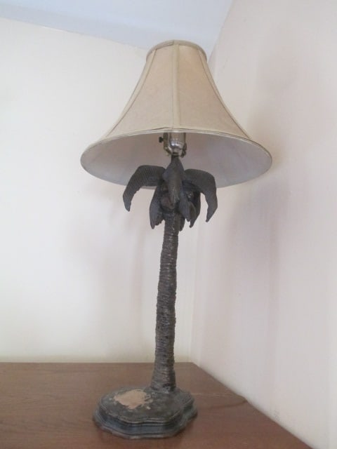 Sculpted Palm Tree Table Lamp (1 of 8)