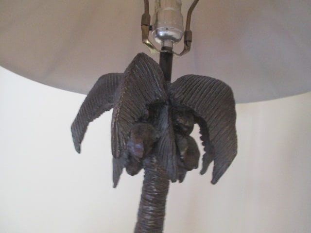 Sculpted Palm Tree Table Lamp - 2