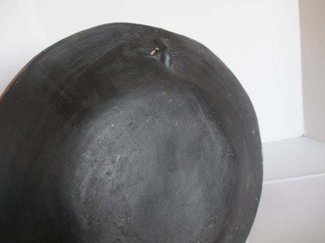 Handpainted 3-D Terra Cotta Iguana on Branch Plate - 6