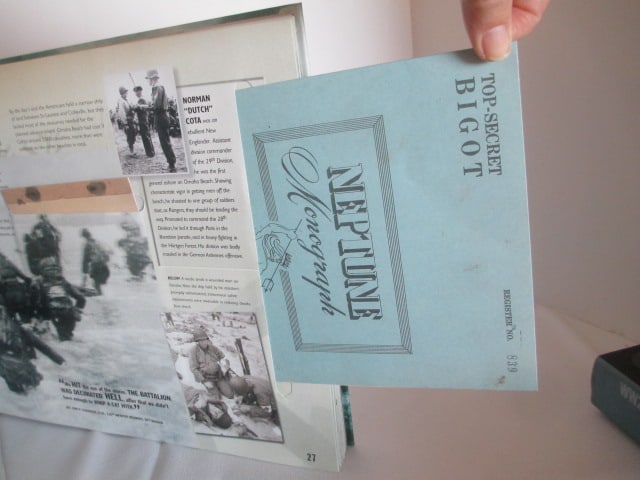 World War II Years 1944 and 1945 Interactive Books in Cardboard Sleeves - 11