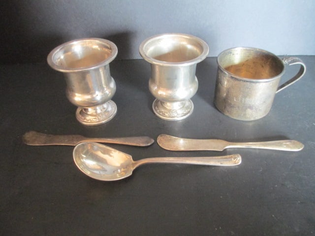 Pair of Heirloom "Damask Rose" Sterling Toothpick Holders and Toddler Cup, Pair of S. Kirk & Son (1 of 16)