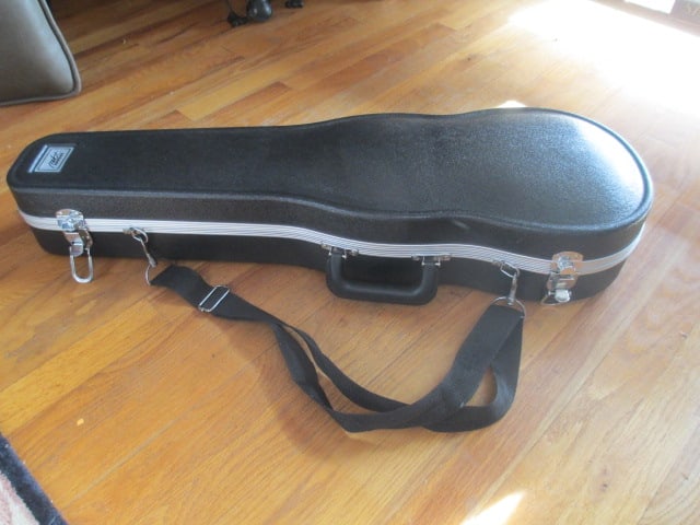 Scherl & Roth Student Violin and Bow in MBT Hard Carry Case - 15