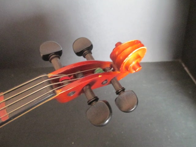 Scherl & Roth Student Violin and Bow in MBT Hard Carry Case - 3