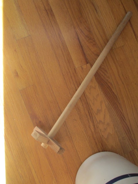 Blue Strip Crown 5 Gallon Churn with Wood Dasher - 5