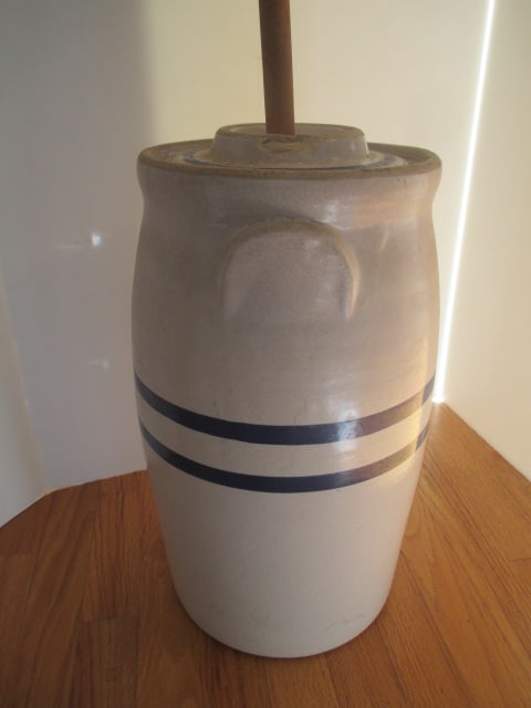 Blue Strip Crown 5 Gallon Churn with Wood Dasher - 6