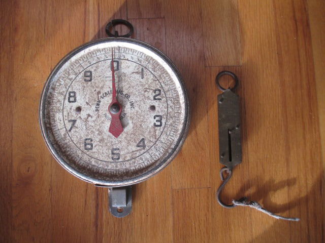 Antique Chatillon & Sons 25 lb. Spring Scale and Penn Scale Mfg. Co. 20 lb. Spring Scale (1 of 9)