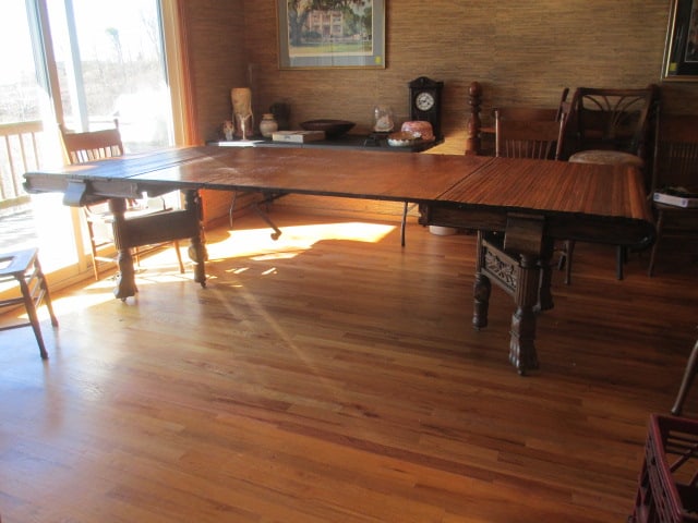Rare Antique Tiger Oak Hand Crank Tambour Roll Top Extension Dining Table and Four Side Chairs (1 of 20)