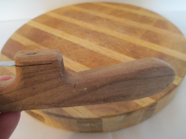 Round Mountain Works Wood Cutting Board and Wooden Handle Bread Knife - 9