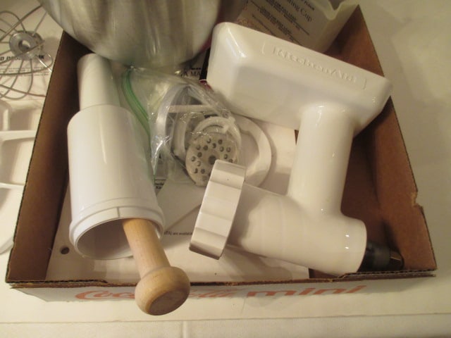 KitchenAid Pasta Maker Attachment, Stainless Mixing Bowl, Dough Hook, Paddle and Whisk Attachments - 3