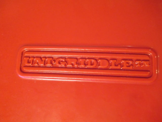 Uni-Griddle Red Enamel over Cast Iron Handled Griddle Pan - 5