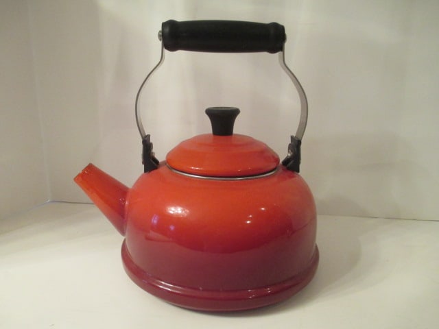 Le Creuset Cerise 1.7 Quart Kettle and Trivet - 7