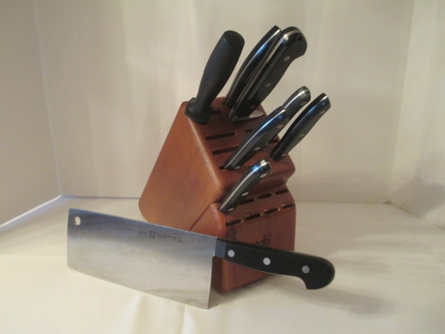 Henckels Wood Knife Block, Seven Knives, Clever and Hone Steel (1 of 15)