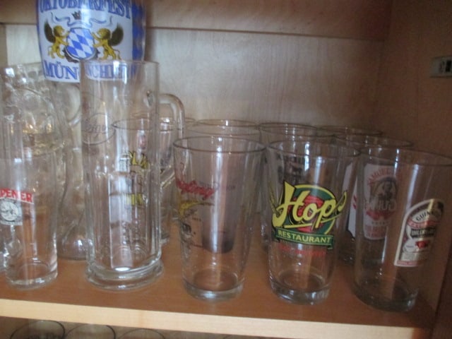 Large Collection of Souvenir Pint Glasses and Steins - 3