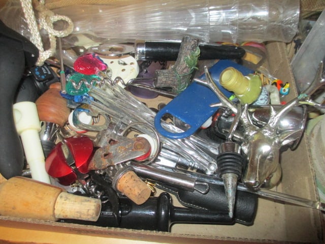 Large Grouping of Barware and Alcohol Licensed Advertisement Glassware - 7