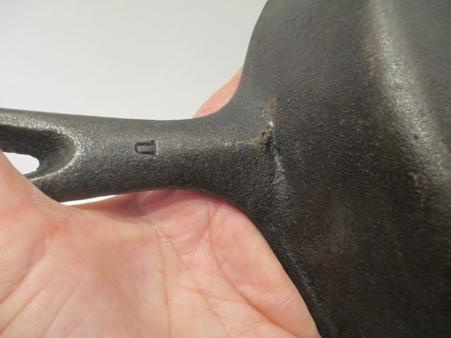 #8 Cast Iron Skillet - 4