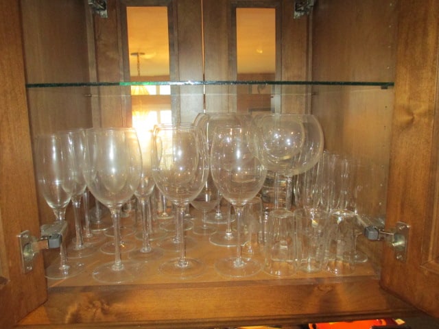 Contents of Kitchen Cabinets and Drawers - 7