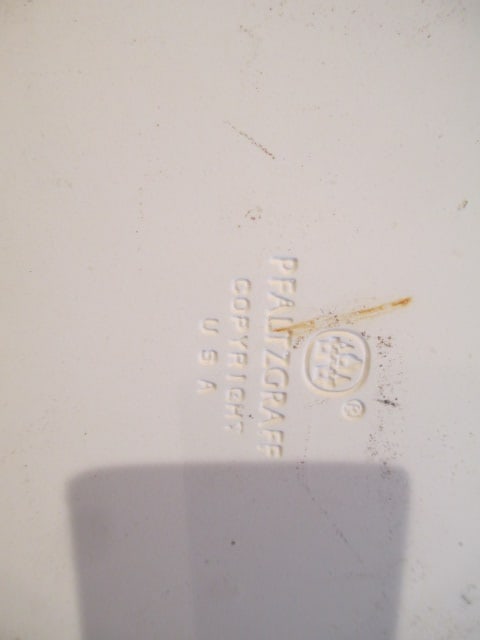 Pfaltzgraff Yorktowne Apple Shaped Baker, Two Apple Shaped Bowls and 4 Piece - 4