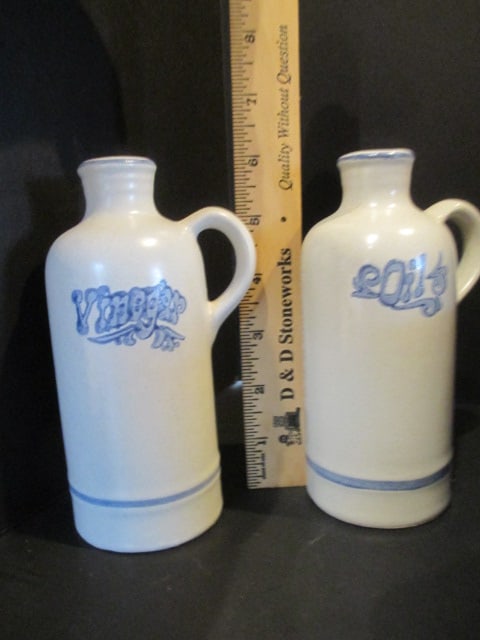 Pfaltzgraff Yorktowne Gravy Boat & Underplate, Creamer, Lidded Sugar Bowl, Shakers, - 2