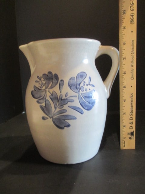 Pfaltzgraff Yorktowne Pitcher, Creamer and Sugar Bowl - 6