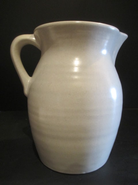 Pfaltzgraff Yorktowne Pitcher, Creamer and Sugar Bowl - 8