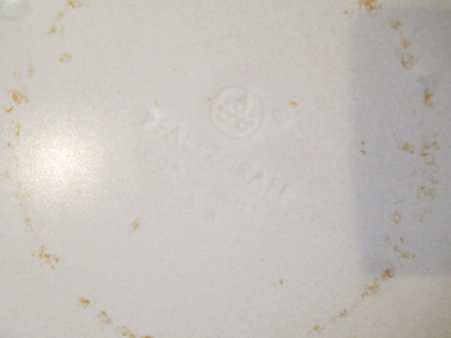 Pfaltzgraff Yorktowne 48 Piece Estate Set - 4