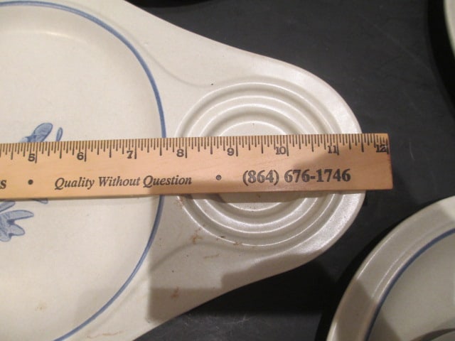 Pfaltzgraff Yorktowne Oval Snack Trays and Soup Mugs - 5