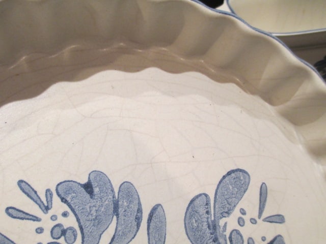 Pfaltzgraff Yorktowne Loaf Pan Baker, 9" Quiche Dish and Rectangular Baker - 3