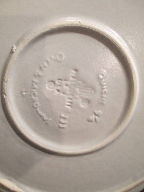 Pfaltzgraff Yorktowne Loaf Pan Baker, 9" Quiche Dish and Rectangular Baker - 4