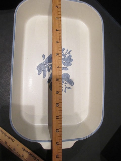 Pfaltzgraff Yorktowne Loaf Pan Baker, 9" Quiche Dish and Rectangular Baker - 8
