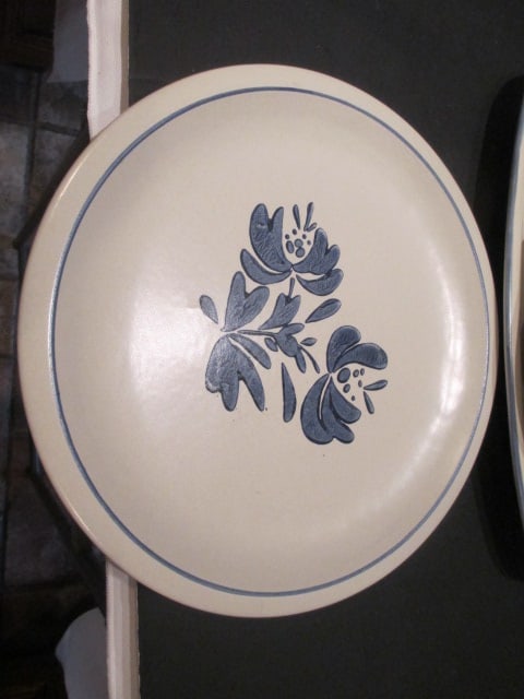 Five Pfaltzgraff Yorktowne Serving Bowls and Trays - 4