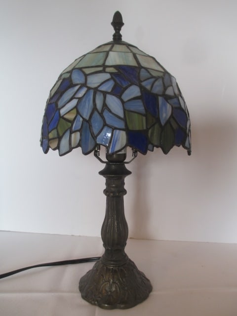 Stained Glass Style Desk Lamp (1 of 6)