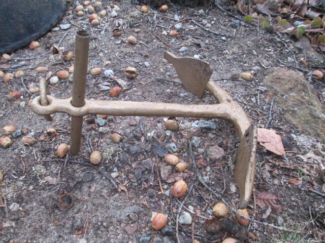 Painted Gold Boat Anchor - 2