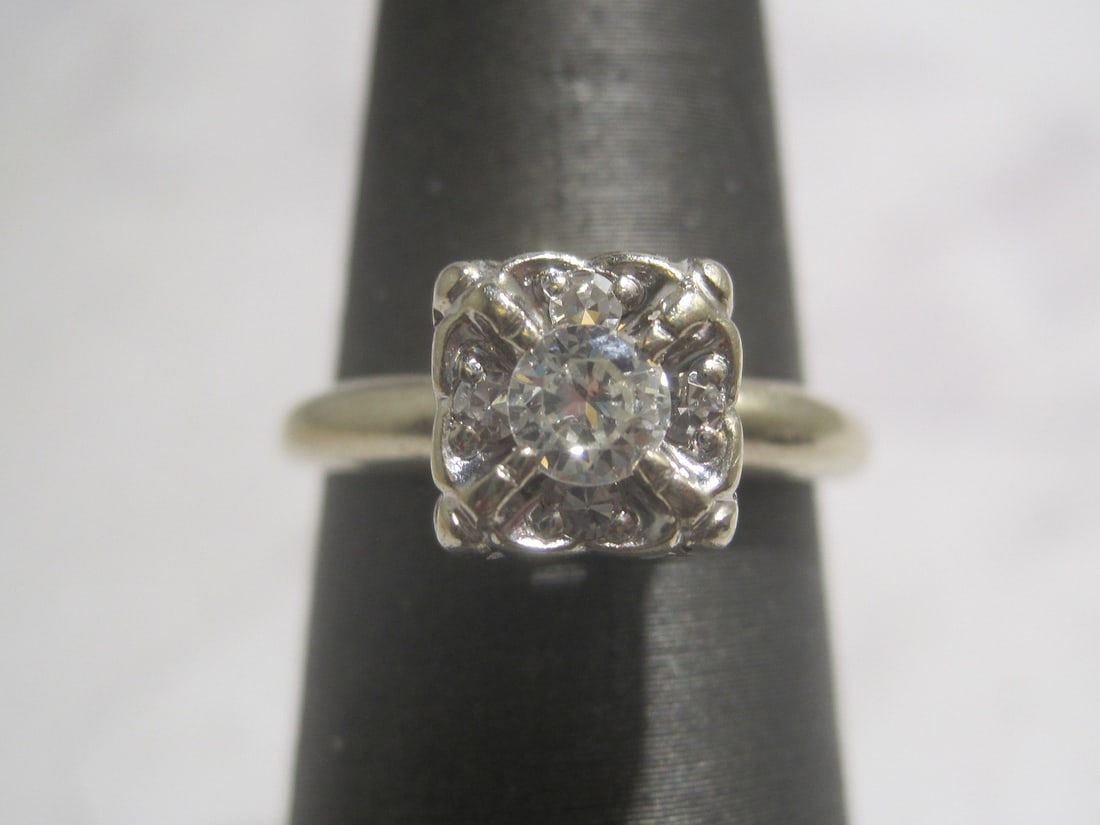 14k White Gold Vintage Diamond Ring (1 of 5)