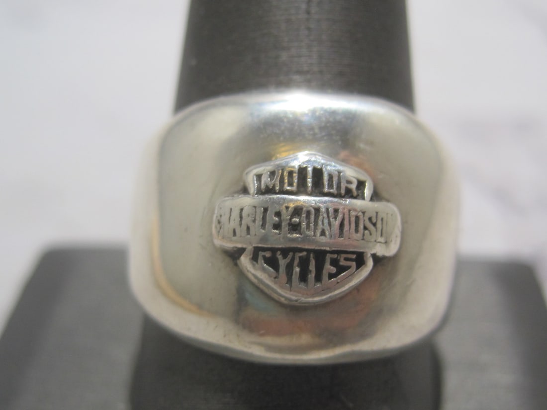 Sterling Silver Men's Vintage Harley Davidson Motorcycle Ring (1 of 4)